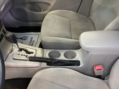 Used 2013 Toyota Corolla LE w/ Premium Pkg FWD image 26