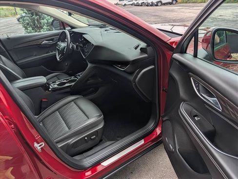 Used 2023 Buick Envision Avenir AWD/4WD image 12