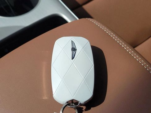 New 2026 Genesis GV70 2.5T Advanced image 35