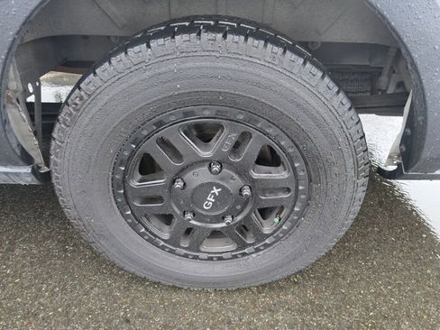 Used 2019 Ford Transit 350 XLT image 10