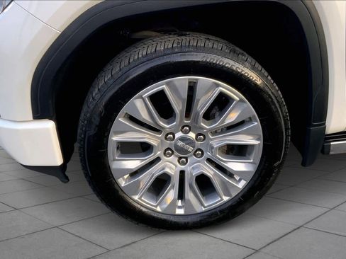 Used 2021 GMC Sierra 1500 Denali w/ Denali Ultimate Package image 10