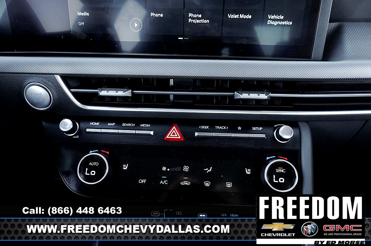 Used 2025 Hyundai Sonata SEL FWD image 16