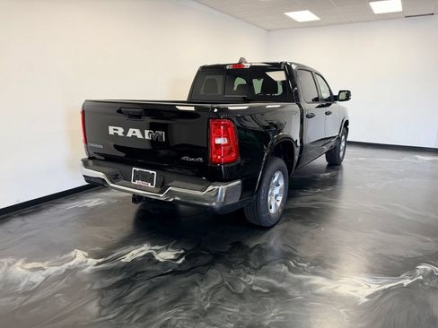 New 2026 RAM 1500 4x4 Crew Cab image 23