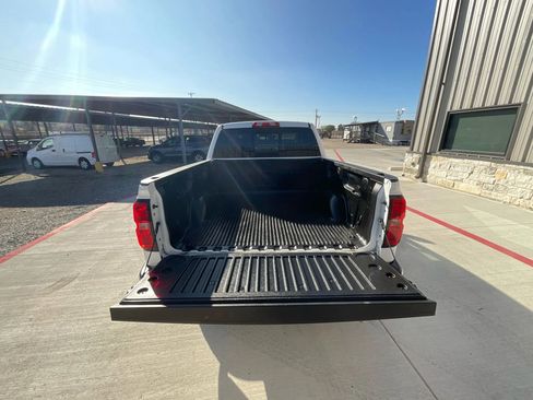 Used 2018 Chevrolet Silverado 1500 LT w/ All Star Edition RWD image 18