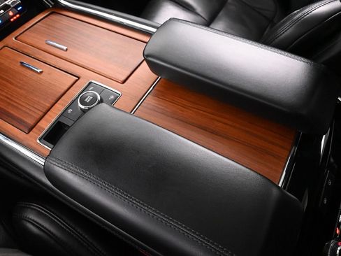 Used 2020 Lincoln Navigator Reserve w/ Luxury Package RWD image 39