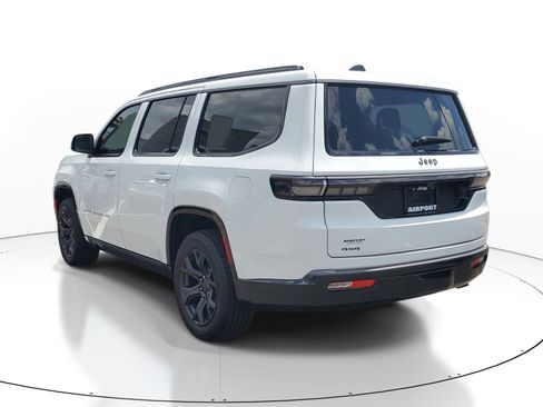New 2026 Jeep Grand Wagoneer Limited AWD/4WD image 3