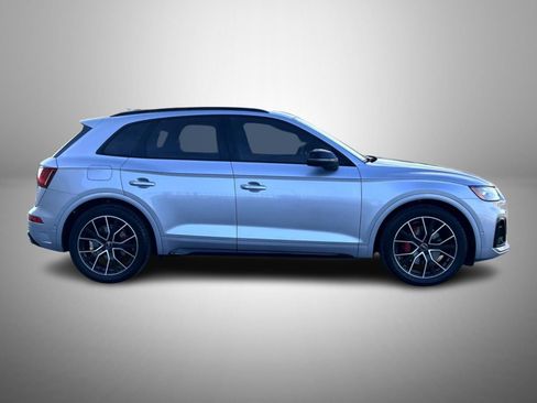 Used 2023 Audi SQ5 Prestige w/ Prestige Package image 4