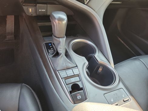 Used 2024 Toyota Camry XSE FWD image 19