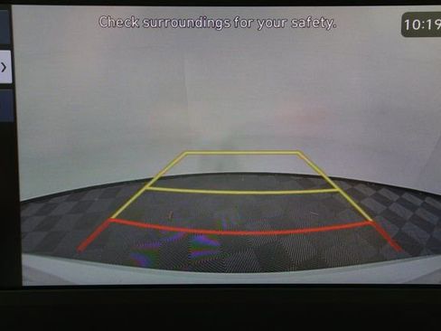 Certified 2025 Hyundai Elantra Sport image 17