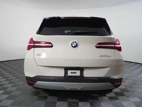 Used 2025 BMW X3 xDrive30i w/ Convenience Package AWD/4WD image 4