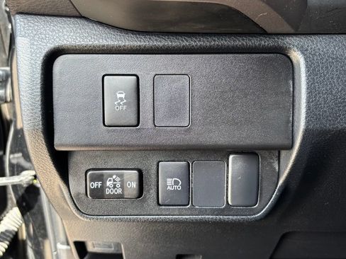 Used 2023 Toyota Tacoma SR5 RWD image 22