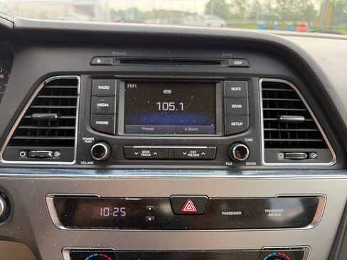 Used 2016 Hyundai Sonata SE FWD image 20