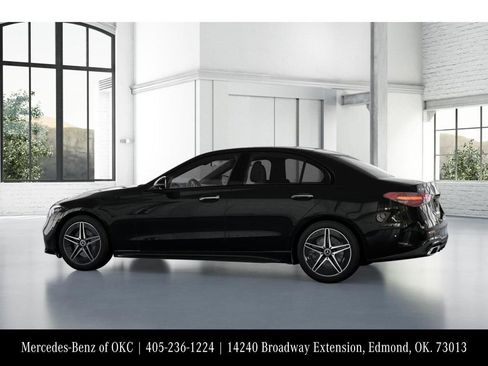 Used 2026 Mercedes-Benz C 300 4MATIC Sedan image 32