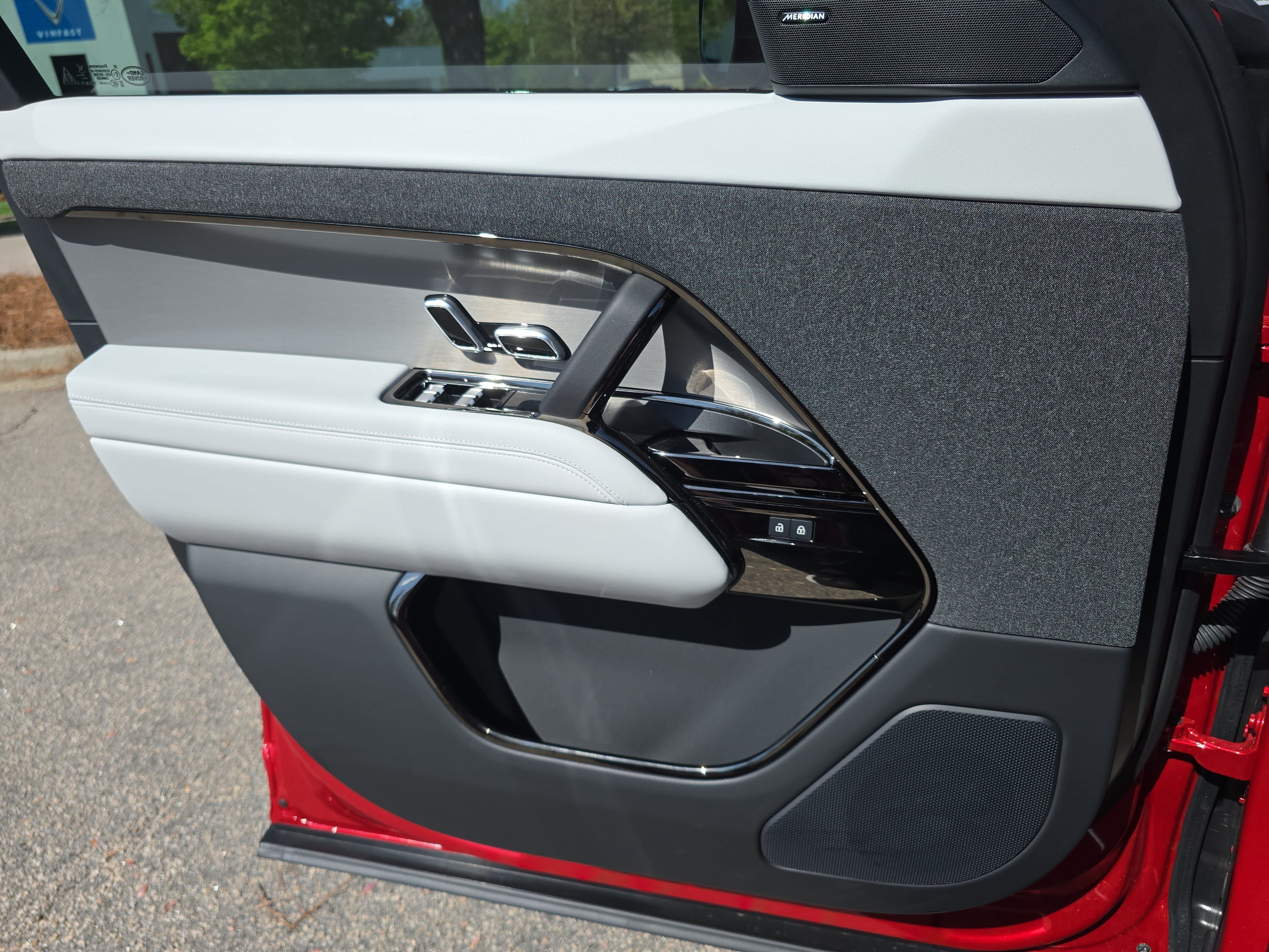 New 2026 Land Rover Range Rover Sport SE AWD/4WD image 27