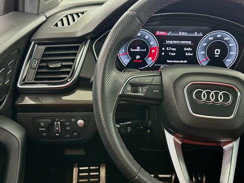 Used 2023 Audi SQ5 Prestige w/ Prestige Package image 10