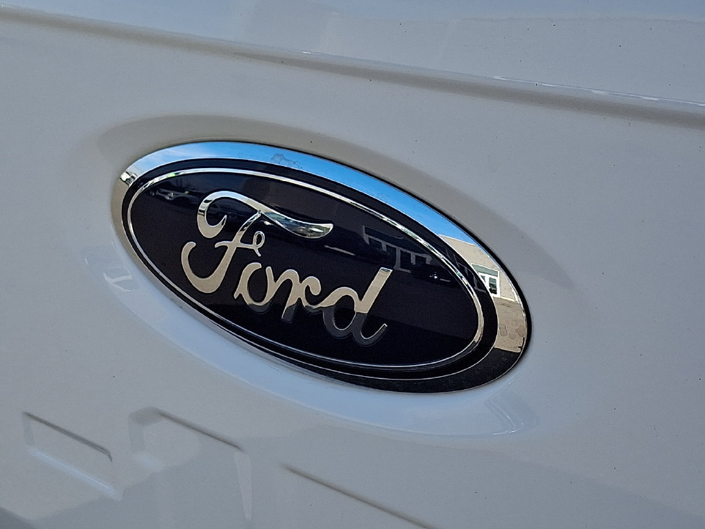 Used 2022 Ford F150 XLT w/ Equipment Group 302A High AWD/4WD image 32