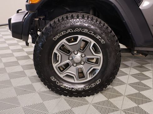 Used 2025 Jeep Wrangler Sport image 16