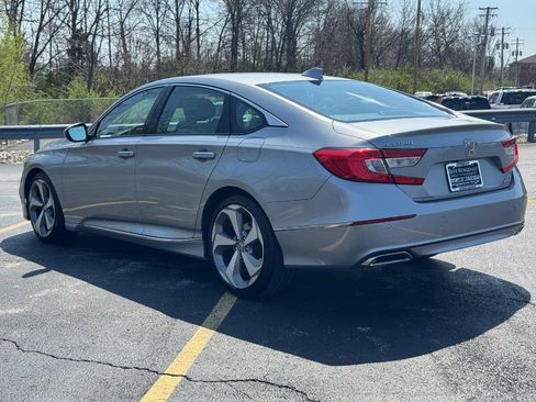 Used 2019 Honda Accord Touring image 13