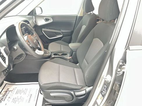 Certified 2024 Kia Soul LX w/ Option Group 015 FWD image 15