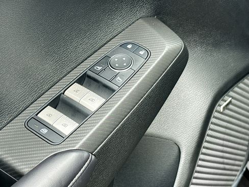 New 2026 Mitsubishi Outlander LE AWD/4WD image 8