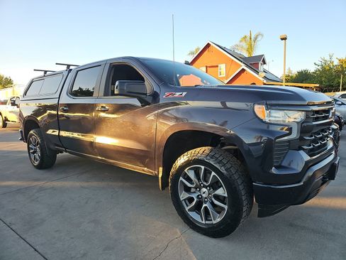 Used 2022 Chevrolet Silverado 1500 RST image 3