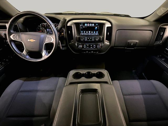 Used 2018 Chevrolet Silverado 1500 LT AWD/4WD image 15