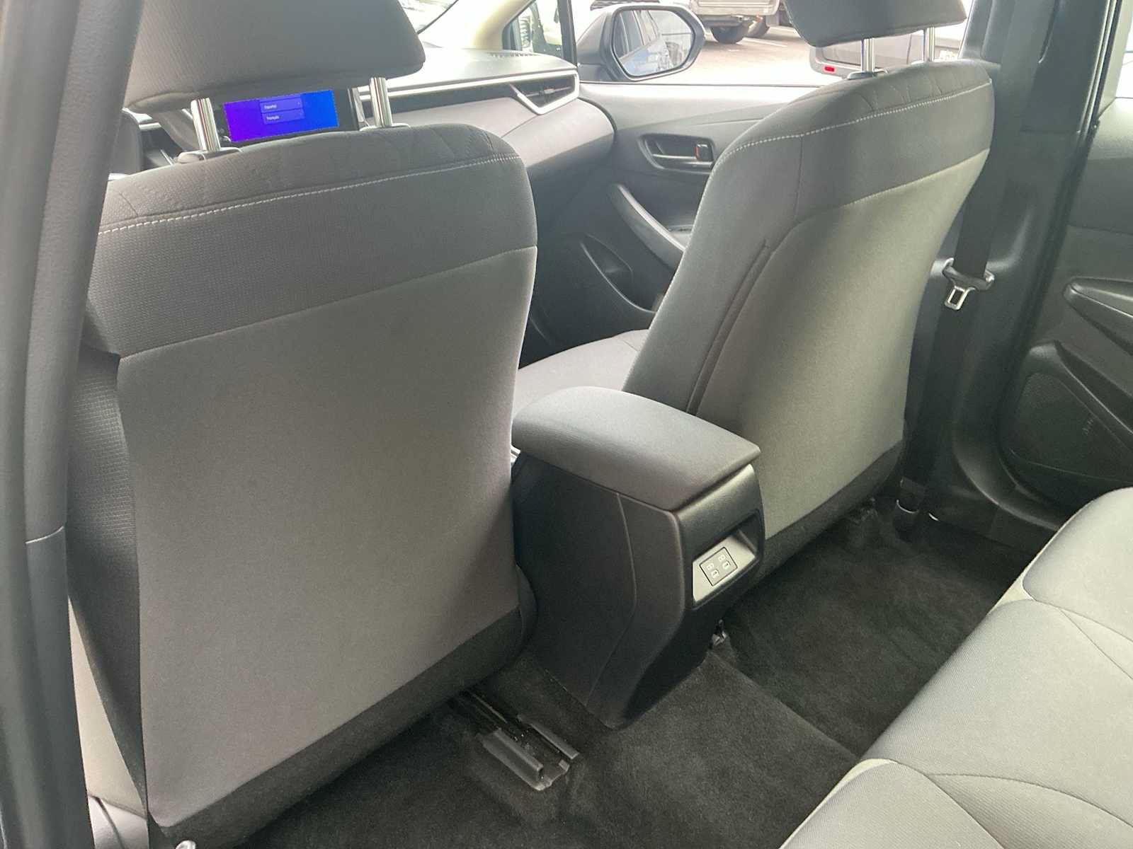 Used 2024 Toyota Corolla LE FWD image 21