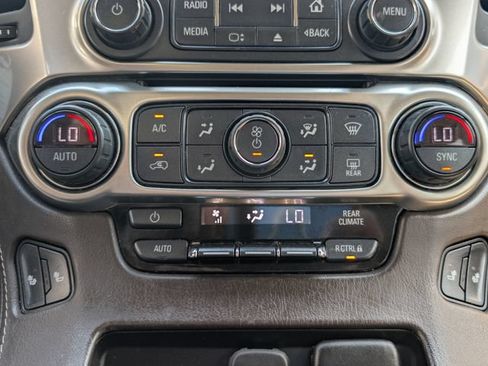 Used 2018 Chevrolet Tahoe LT AWD/4WD image 26