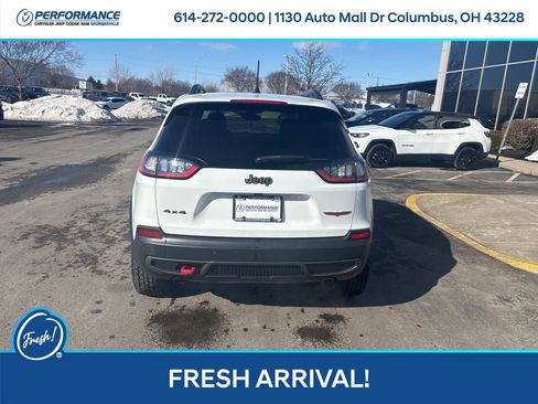Used 2019 Jeep Cherokee Trailhawk w/ Cold Weather Group image 5