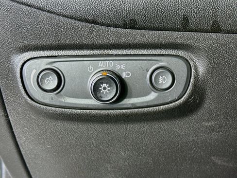 Used 2020 Chevrolet Equinox LT AWD/4WD image 10
