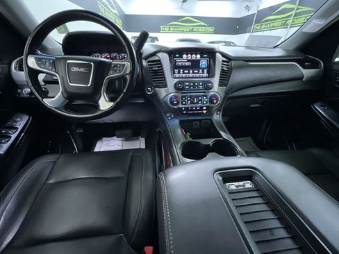 Used 2017 GMC Yukon XL SLT image 18