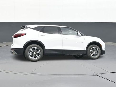 Used 2024 Chevrolet Blazer LT image 42