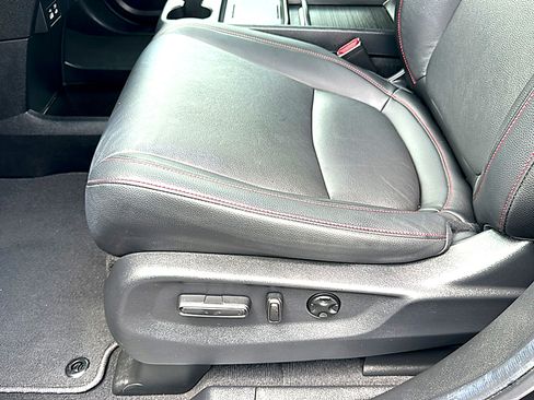 Used 2025 Honda Odyssey Sport-L image 15