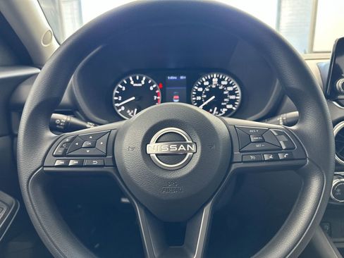 Used 2025 Nissan Sentra S image 21