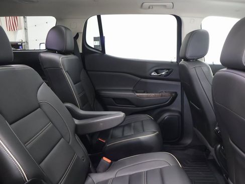 Used 2020 GMC Acadia Denali w/ Denali Ultimate Package image 24