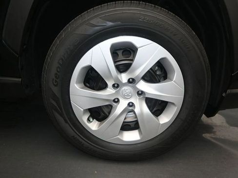 Used 2025 Toyota RAV4 LE FWD image 19