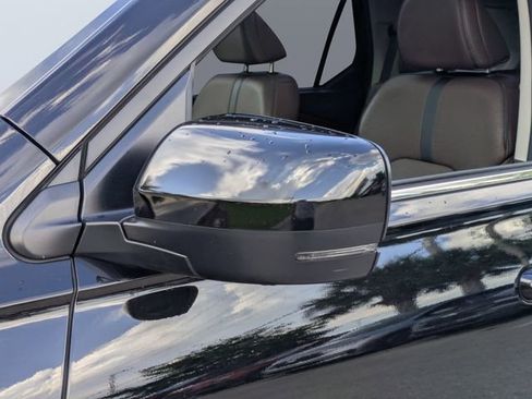 Used 2023 Honda Pilot Elite image 11