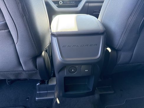 New 2026 Ford Explorer Active RWD image 25