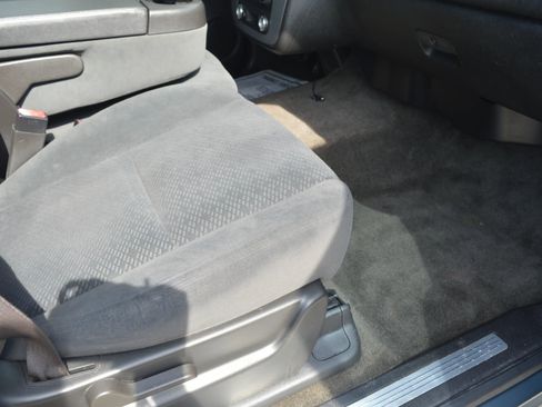 Used 2008 Chevrolet Tahoe LS image 18