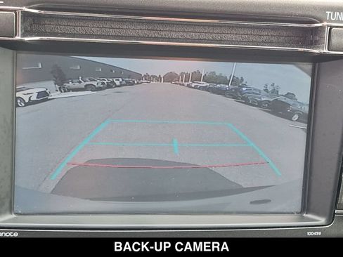 Used 2015 Toyota RAV4 Limited w/ Outdoor Package AWD/4WD image 5
