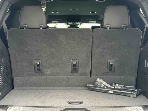 Used 2023 GMC Yukon Denali AWD/4WD image 60