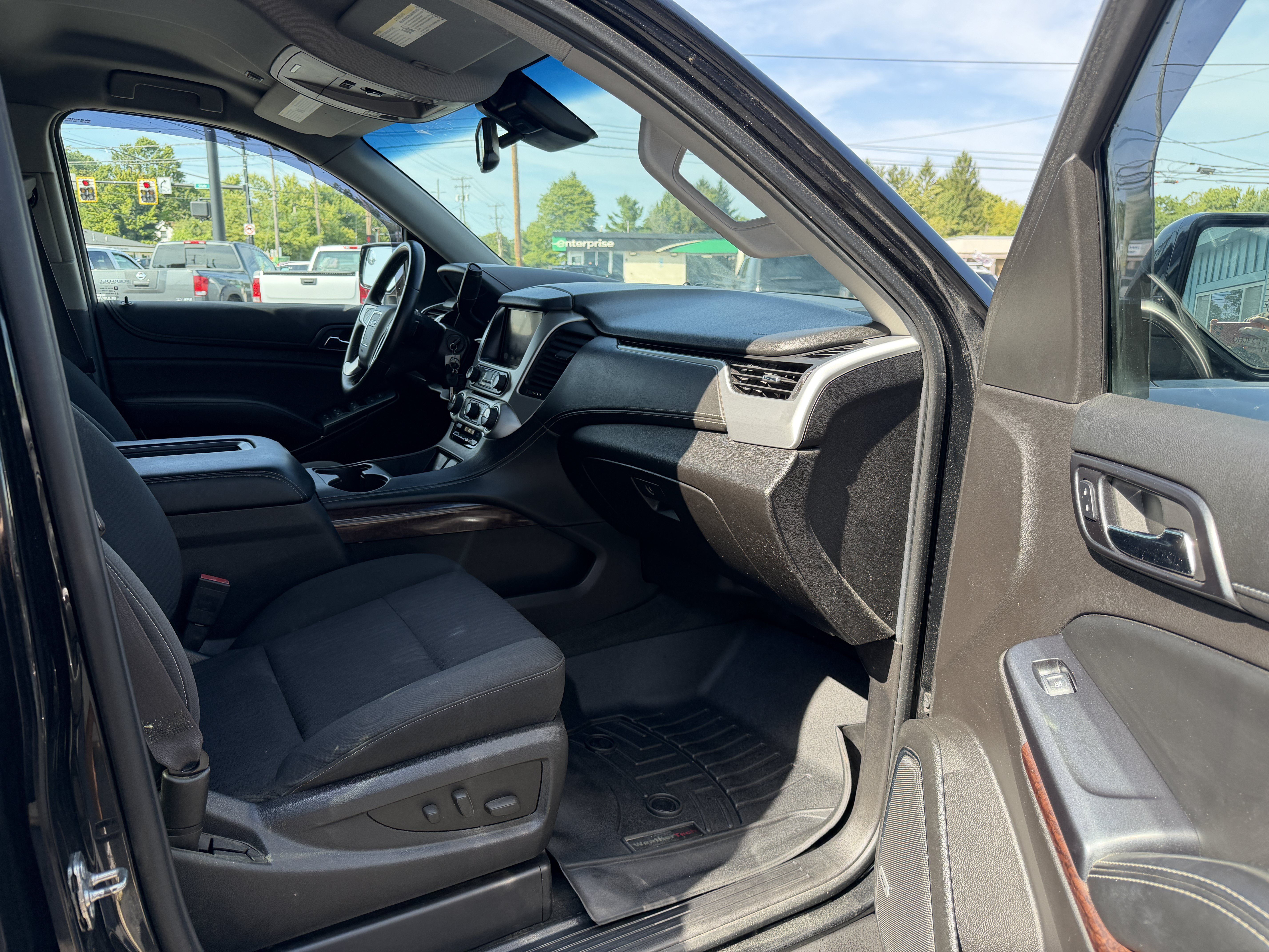 Used 2015 GMC Yukon SLE w/ Convenience Package AWD/4WD image 10