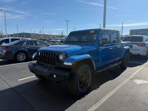 Certified 2021 Jeep Gladiator Sport image 5