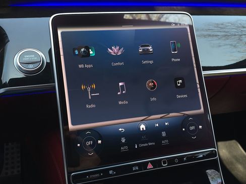 Used 2022 Mercedes-Benz S 500 4MATIC image 45