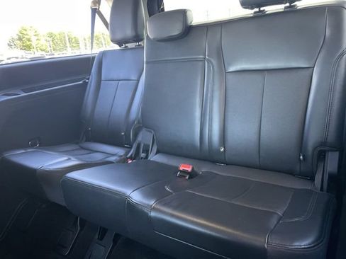 Used 2023 Ford Expedition Max XLT AWD/4WD image 23