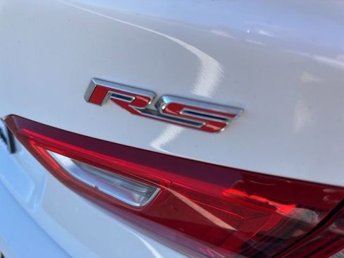 Used 2021 Chevrolet Malibu RS image 30