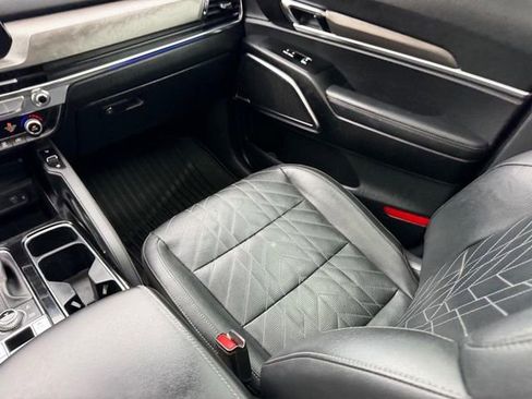 Used 2023 Kia Telluride SX X-Line image 19