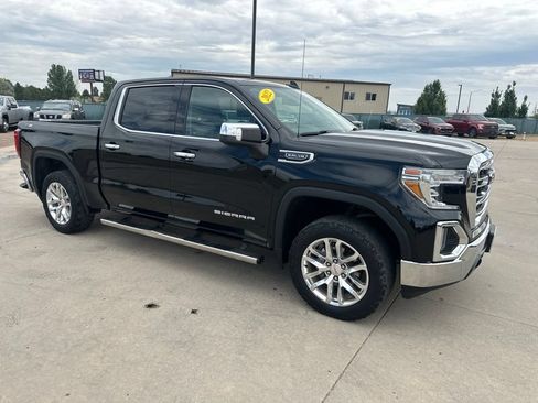 Used 2022 GMC Sierra 1500 SLT w/ X31 Off-Road Package AWD/4WD image 34
