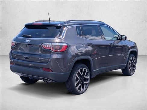 Used 2018 Jeep Compass Limited w/ Navigation Group AWD/4WD image 5