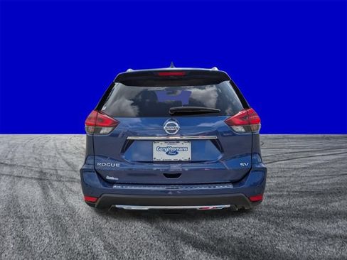 Used 2019 Nissan Rogue SV w/ Premium Package FWD image 5